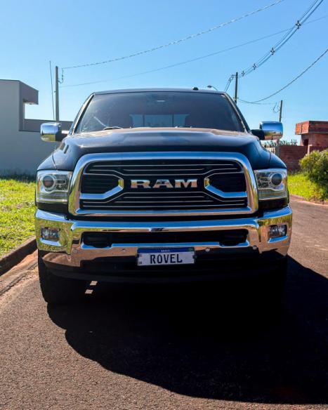 RAM 2500 6.7 I6 24V SLT CABINE DUPLA TURBO DIESEL LARAMIE 4X4 AUTOM�TICO, Foto 4