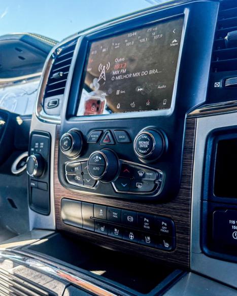 RAM 2500 6.7 I6 24V SLT CABINE DUPLA TURBO DIESEL LARAMIE 4X4 AUTOM�TICO, Foto 12