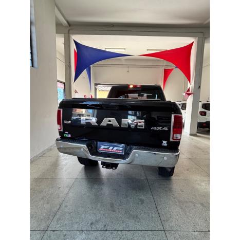 RAM 2500 6.7 I6 24V SLT CABINE DUPLA TURBO DIESEL LARAMIE 4X4 AUTOM�TICO, Foto 4