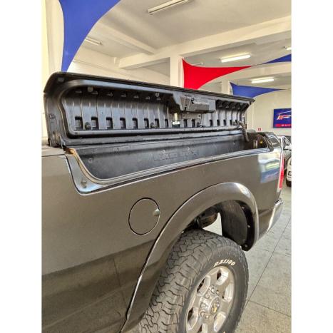 RAM 2500 6.7 I6 24V SLT CABINE DUPLA TURBO DIESEL LARAMIE 4X4 AUTOM�TICO, Foto 10