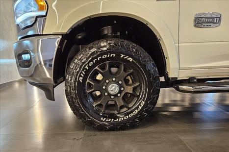RAM 2500 6.7 I6 24V SLT CABINE DUPLA TURBO DIESEL RODEO 4X4 AUTOM�TICO, Foto 11