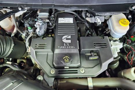 RAM 3500 6.7 I6 LARAMIE CABINE DUPLA TURBO DIESEL AUTOMÁTICO, Foto 7