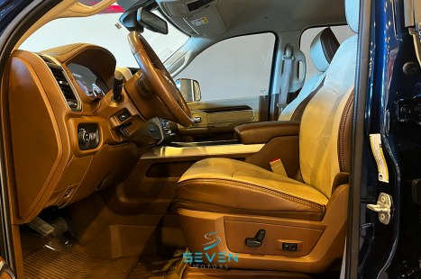 RAM 3500 6.7 I6 LIMITED LARAMIE CABINE DUPLA TURBO DIESEL AUTOMÁTICO, Foto 13 RAM 3500 6.7 I6 LIMITED LARAMIE CABINE DUPLA TURBO DIESEL AUTOMÁTICO, Foto 13