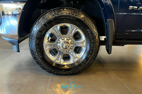 RAM 3500 6.7 I6 LIMITED LARAMIE CABINE DUPLA TURBO DIESEL AUTOMÁTICO, Foto 16 RAM 3500 6.7 I6 LIMITED LARAMIE CABINE DUPLA TURBO DIESEL AUTOMÁTICO, Foto 16