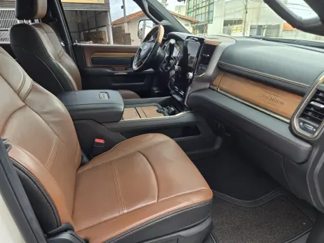 RAM 3500 6.7 I6 LIMITED LONG HORN CABINE DUPLA 4X4 TURBO DIESEL AUTOM�TICO, Foto 15