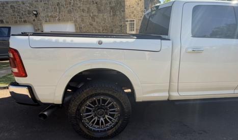 RAM 3500 6.7 I6 LIMITED LARAMIE CABINE DUPLA TURBO DIESEL AUTOM�TICO, Foto 8