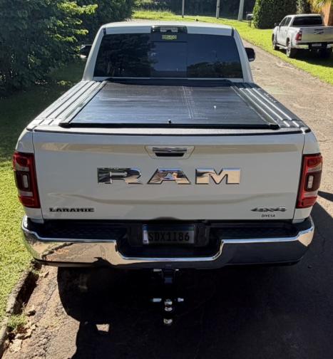 RAM 3500 6.7 I6 LIMITED LARAMIE CABINE DUPLA TURBO DIESEL AUTOM�TICO, Foto 9