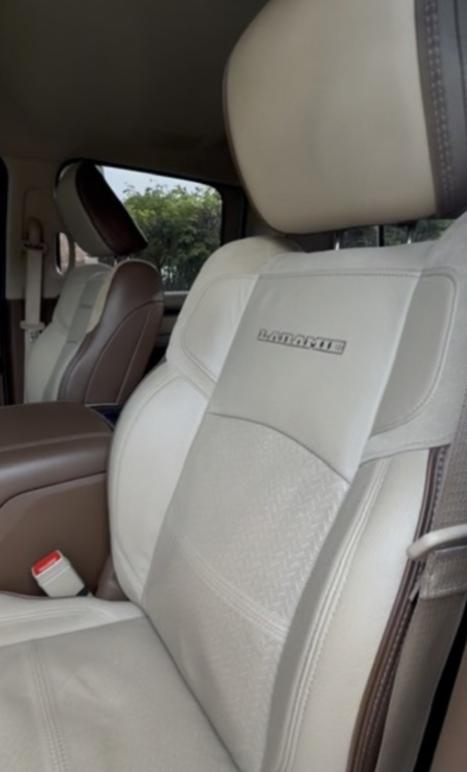 RAM 3500 6.7 I6 LIMITED LARAMIE CABINE DUPLA TURBO DIESEL AUTOM�TICO, Foto 12