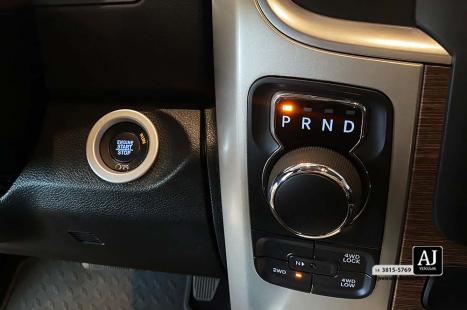 RAM Classic 5.7 V8 32V 4P HEMI LARAMIE NIGHT EDITION AUTOMTICO, Foto 15