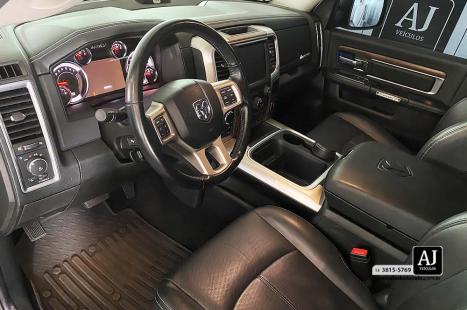 RAM Classic 5.7 V8 32V 4P HEMI LARAMIE NIGHT EDITION AUTOMTICO, Foto 9