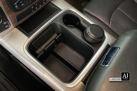 RAM Classic 5.7 V8 32V 4P HEMI LARAMIE NIGHT EDITION AUTOMTICO, Foto 16