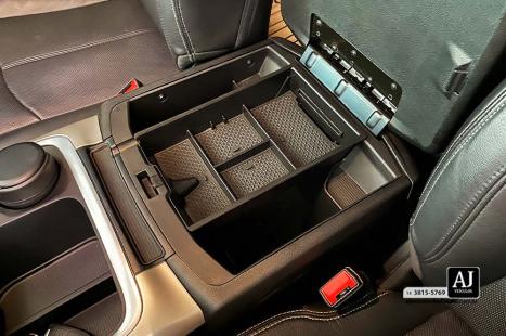 RAM Classic 5.7 V8 32V 4P HEMI LARAMIE NIGHT EDITION AUTOMTICO, Foto 17