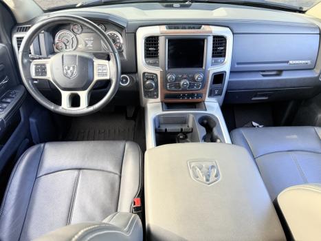 RAM Classic 5.7 V8 32V 4P HEMI LARAMIE AUTOM�TICO, Foto 11