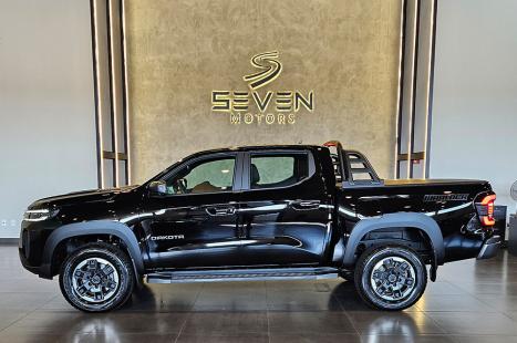 RAM Dakota 2.2 4P TURBO DIESEL WARLOCK 4X4 AUTOM�TICO, Foto 2