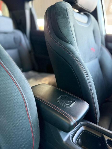 RAM Rampage 2.0 4P HURRICANE 4 TURBO R/T 4X4 AUTOM�TICO, Foto 16