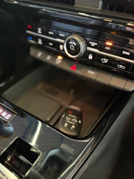 RAM Rampage 2.0 4P HURRICANE 4 TURBO R/T 4X4 AUTOM�TICO, Foto 17