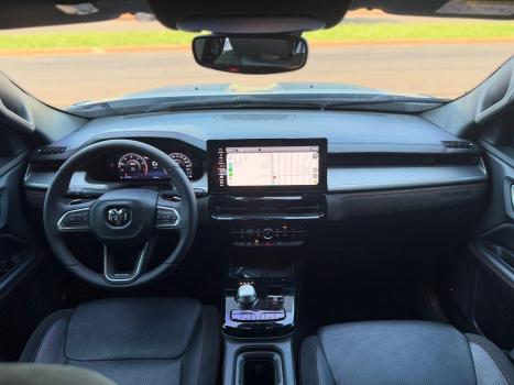 RAM Rampage 2.0 4P HURRICANE 4 TURBO R/T 4X4 AUTOM�TICO, Foto 19