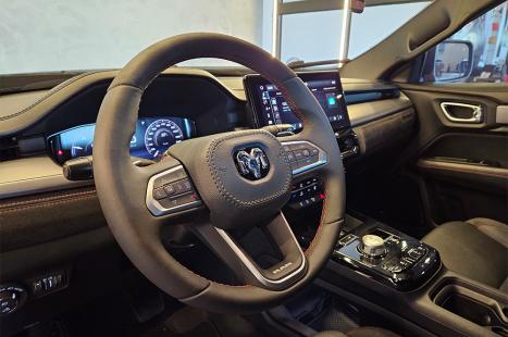 RAM Rampage 2.0 4P HURRICANE 4 TURBO R/T 4X4 AUTOM�TICO, Foto 15