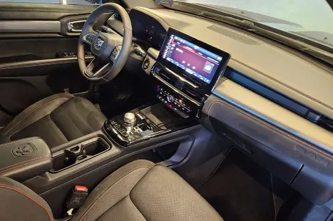 RAM Rampage 2.0 4P HURRICANE 4 TURBO R/T 4X4 AUTOM�TICO, Foto 15