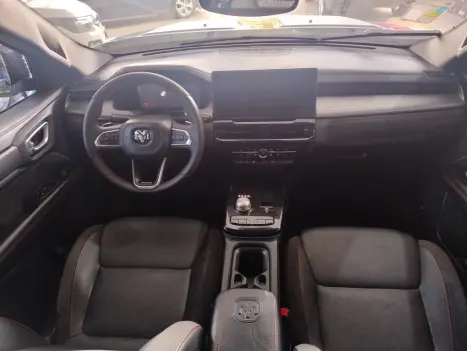 RAM Rampage 2.0 4P HURRICANE 4 TURBO R/T 4X4 AUTOM�TICO, Foto 9