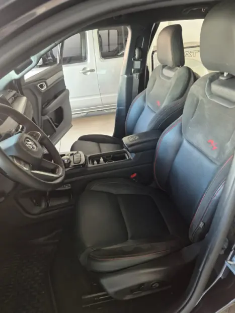 RAM Rampage 2.0 4P HURRICANE 4 TURBO R/T 4X4 AUTOM�TICO, Foto 9