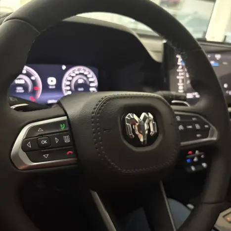 RAM Rampage 2.0 4P TURBO DIESEL LARAMIE 4X4 AUTOM�TICO, Foto 16