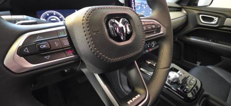 RAM Rampage 2.0 4P TURBO DIESEL REBEL 4X4 AUTOM�TICO, Foto 15