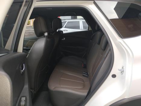 RENAULT Captur 1.3 16V 4P FLEX TCE ICONIC TURBO X-TRONIC AUTOM�TICO CVT, Foto 10