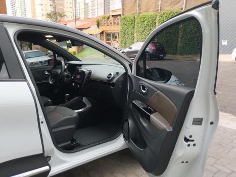RENAULT Captur 1.3 16V 4P FLEX TCE ICONIC TURBO X-TRONIC AUTOM�TICO CVT, Foto 19
