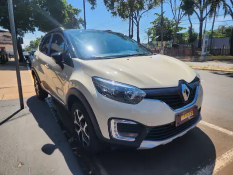 RENAULT Captur 1.6 16V 4P FLEX SCE LIFE X-TRONIC CVT, Foto 3