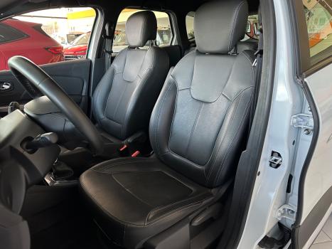RENAULT Captur 1.6 16V 4P FLEX BOSE AUTOMÁTICO, Foto 9 RENAULT Captur 1.6 16V 4P FLEX BOSE AUTOMÁTICO, Foto 9