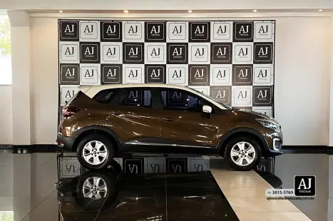 RENAULT Captur 1.6 16V 4P FLEX SCE LIFE X-TRONIC CVT, Foto 4 RENAULT Captur 1.6 16V 4P FLEX SCE LIFE X-TRONIC CVT, Foto 4