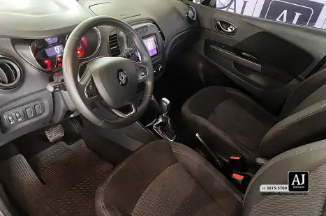 RENAULT Captur 1.6 16V 4P FLEX SCE LIFE X-TRONIC CVT, Foto 9 RENAULT Captur 1.6 16V 4P FLEX SCE LIFE X-TRONIC CVT, Foto 9
