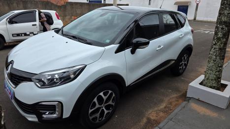 RENAULT Captur 1.6 16V 4P FLEX SCE INTENSE X-TRONIC CVT, Foto 3 RENAULT Captur 1.6 16V 4P FLEX SCE INTENSE X-TRONIC CVT, Foto 3