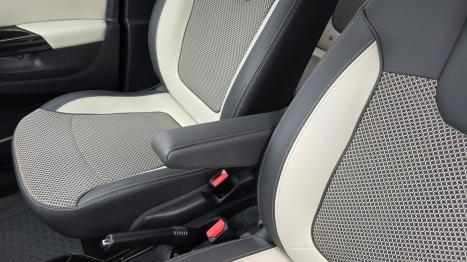 RENAULT Captur 1.6 16V 4P FLEX SCE INTENSE X-TRONIC CVT, Foto 11 RENAULT Captur 1.6 16V 4P FLEX SCE INTENSE X-TRONIC CVT, Foto 11