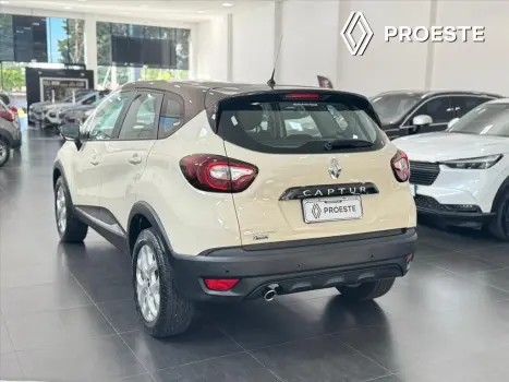 RENAULT Captur 1.6 16V 4P FLEX SCE LIFE X-TRONIC CVT, Foto 4