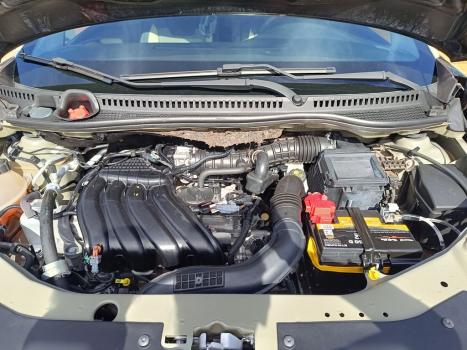 RENAULT Captur 1.6 16V 4P FLEX SCE INTENSE X-TRONIC CVT, Foto 16