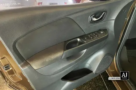 RENAULT Captur 1.6 16V 4P FLEX SCE LIFE X-TRONIC CVT, Foto 12