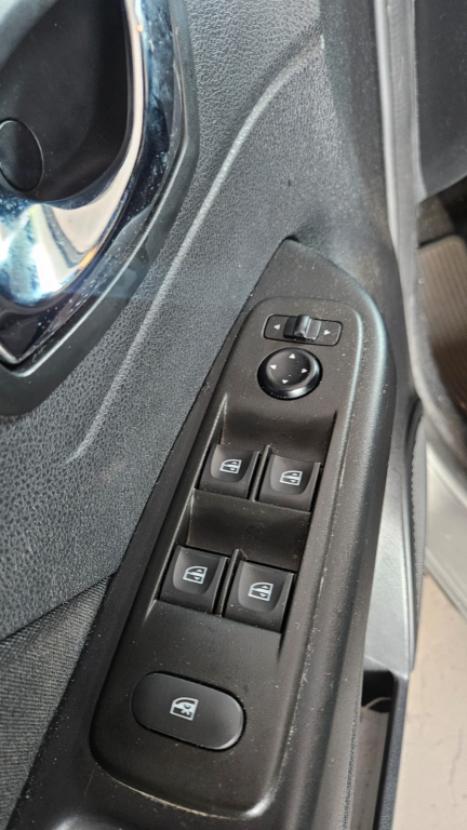 RENAULT Captur 1.6 16V 4P FLEX SCE LIFE X-TRONIC CVT, Foto 11