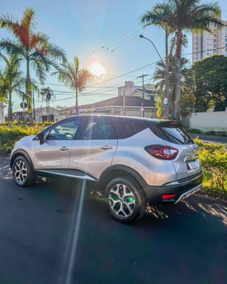 RENAULT Captur 1.6 16V 4P FLEX SCE INTENSE X-TRONIC CVT, Foto 4