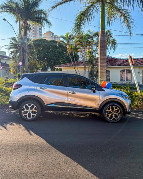 RENAULT Captur 1.6 16V 4P FLEX SCE INTENSE X-TRONIC CVT, Foto 6