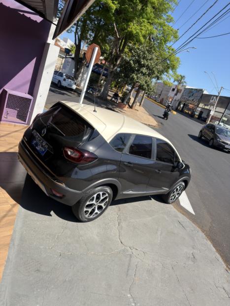 RENAULT Captur 1.6 16V 4P FLEX SCE INTENSE X-TRONIC CVT, Foto 8
