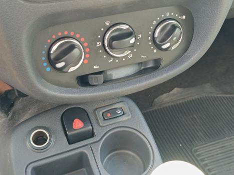 RENAULT Clio Hatch 1.0 16V 4P EXPRESSION, Foto 6