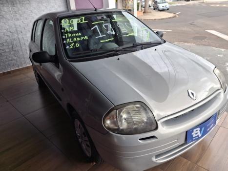RENAULT Clio Hatch 1.0 4P RN, Foto 2