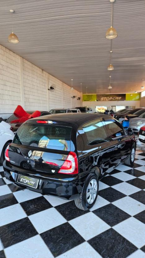 RENAULT Clio Hatch 1.0 16V 4P FLEX AUTHENTIQUE, Foto 5