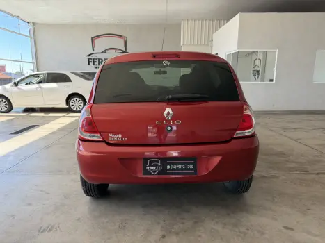 RENAULT Clio Hatch 1.0 16V 4P FLEX AUTHENTIQUE, Foto 4