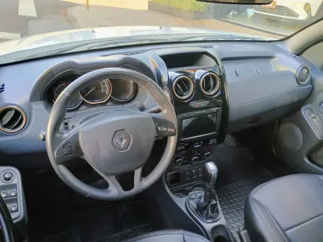RENAULT Duster 1.6 16V 4P FLEX DYNAMIQUE AUTOMÁTICO CVT, Foto 11 RENAULT Duster 1.6 16V 4P FLEX DYNAMIQUE AUTOMÁTICO CVT, Foto 11