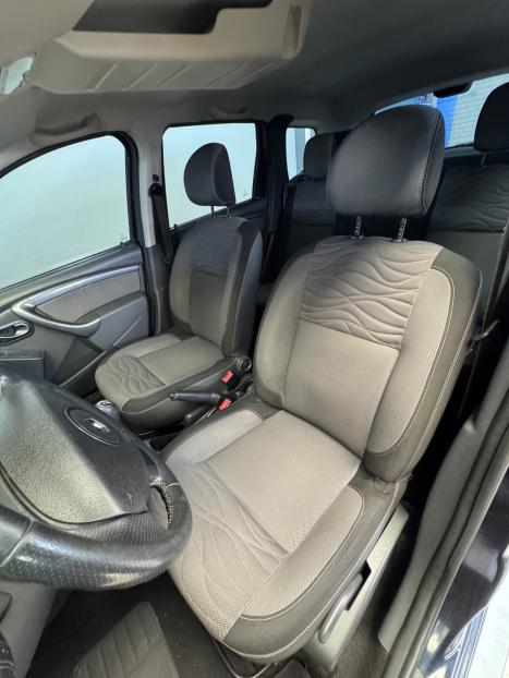 RENAULT Duster 1.6 16V 4P FLEX DYNAMIQUE, Foto 8