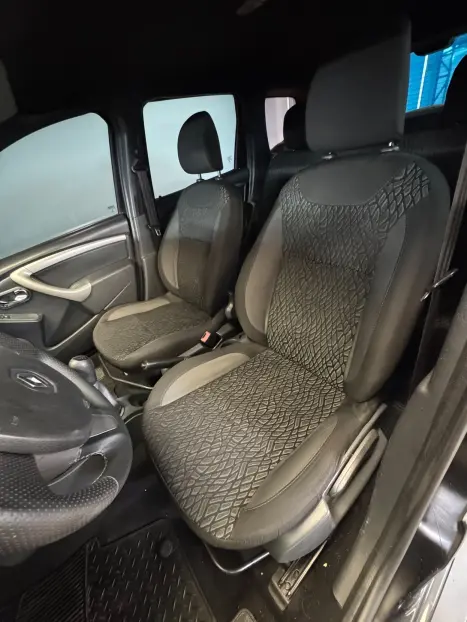 RENAULT Duster 1.6 16V 4P FLEX SCE EXPRESSION, Foto 8