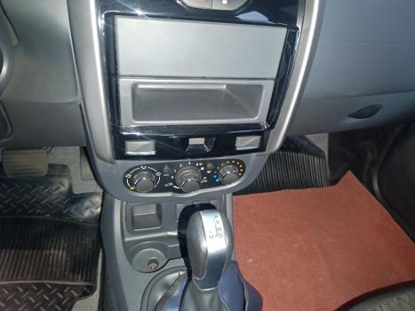 RENAULT Duster 1.6 16V 4P FLEX SCE AUTHENTIQUE X-TRONIC AUTOM�TICO, Foto 15